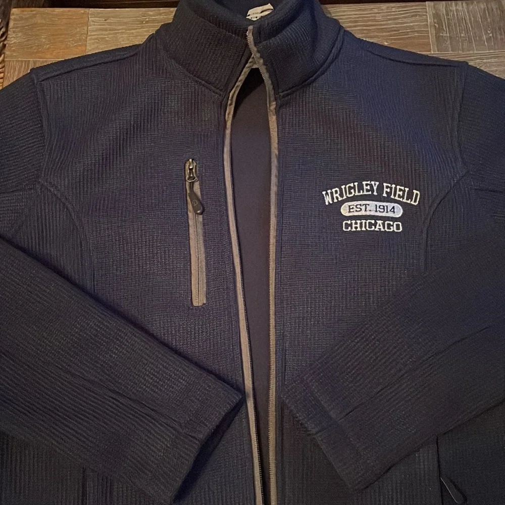 Wrigley Field Full Zip Performance Fleece🖤 - Picture 5 of 13